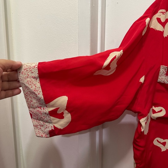 Agatha Brown Vintage Red and Cream Heart Buttoned Front Top 100% Silk Sz 10 - Picture 4 of 7